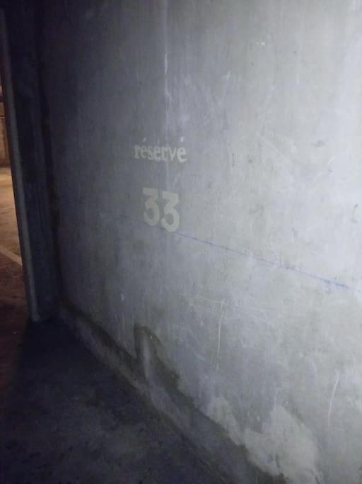 T2- 40 M2- Place Parking Souterrain -Fibre Лімож Екстер'єр фото